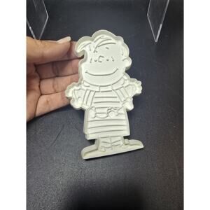 Vintage PEANUTS Cookie Cutters United Feature Syndicate Inc Charlie Brown